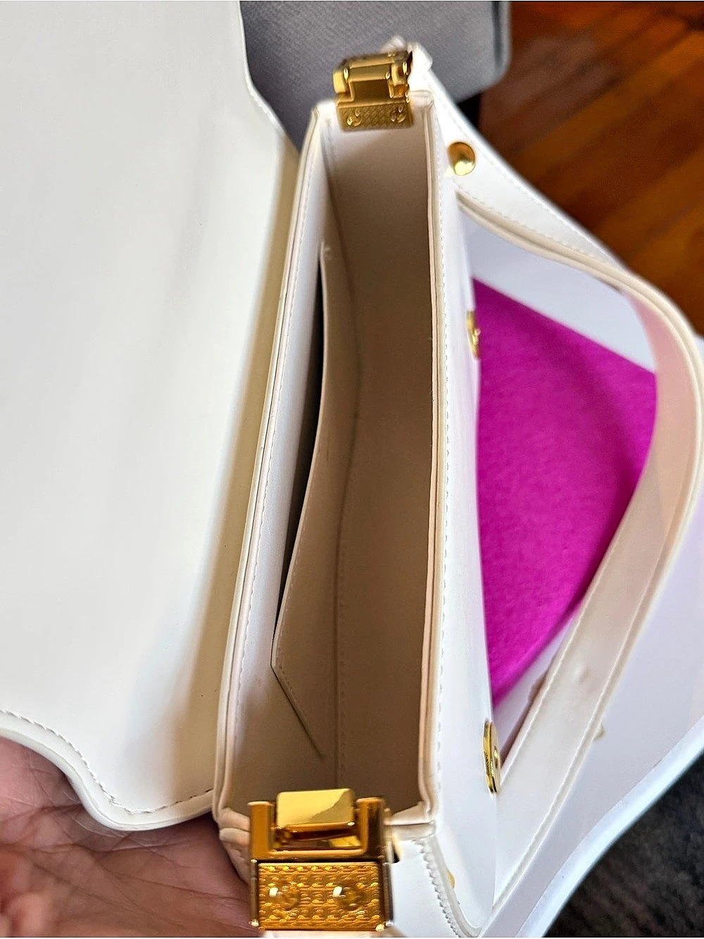 JW PEI Joy Shoulder Bag White - Picture 10 of 15